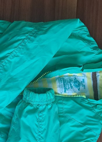 LC Waikiki Yeşil Parlak Fermuarlı Erkek Çocuk Yağmurluk