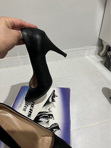 37 Beden siyah Renk Stiletto