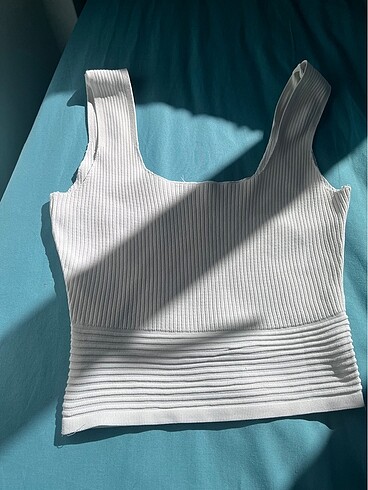Beyaz crop