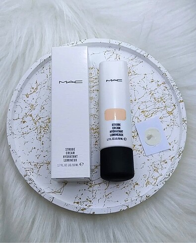 Mac Strobe Aydınlatıcı Makyaj Bazı