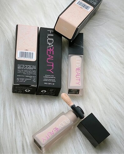 Huda Beauty Kapatıcı