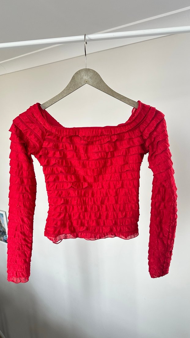 Kadın Kırmızı Pliseli Kayık Yaka Bluz - Görsel 3