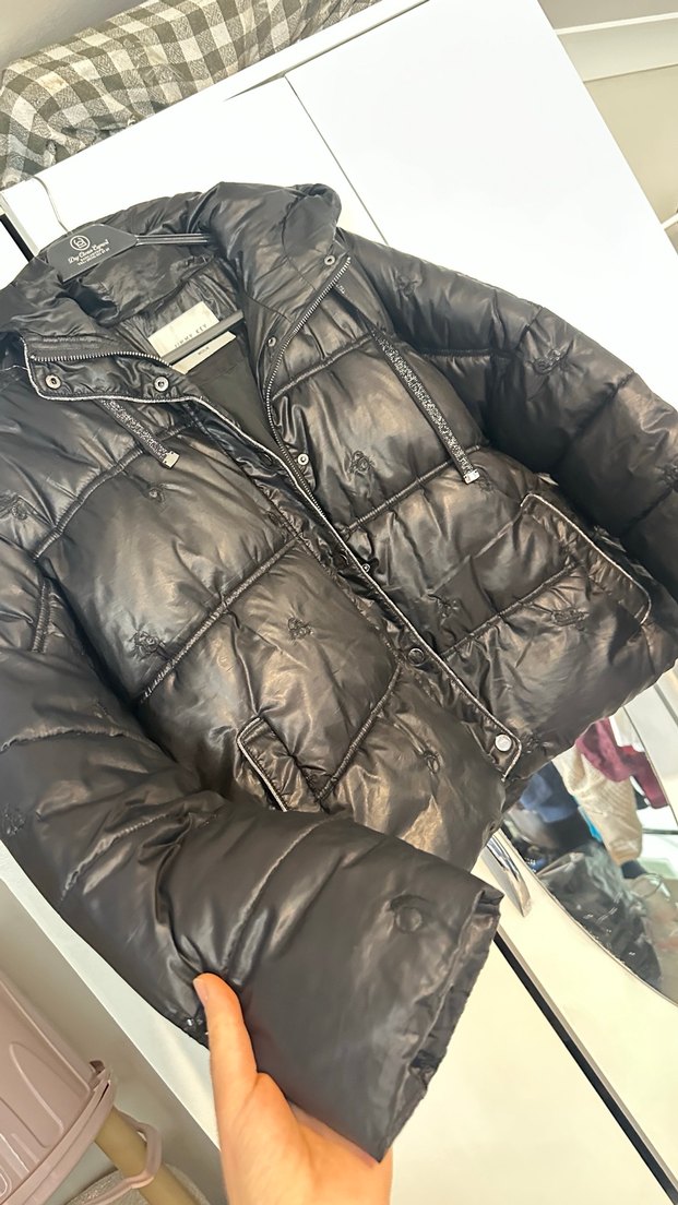 Parlak Siyah Deri Şişme Kadın Mont - Görsel 2