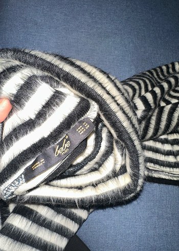 Zebra Desenli Yüksek Yakalı Kadın Triko Kazak - Görsel 5