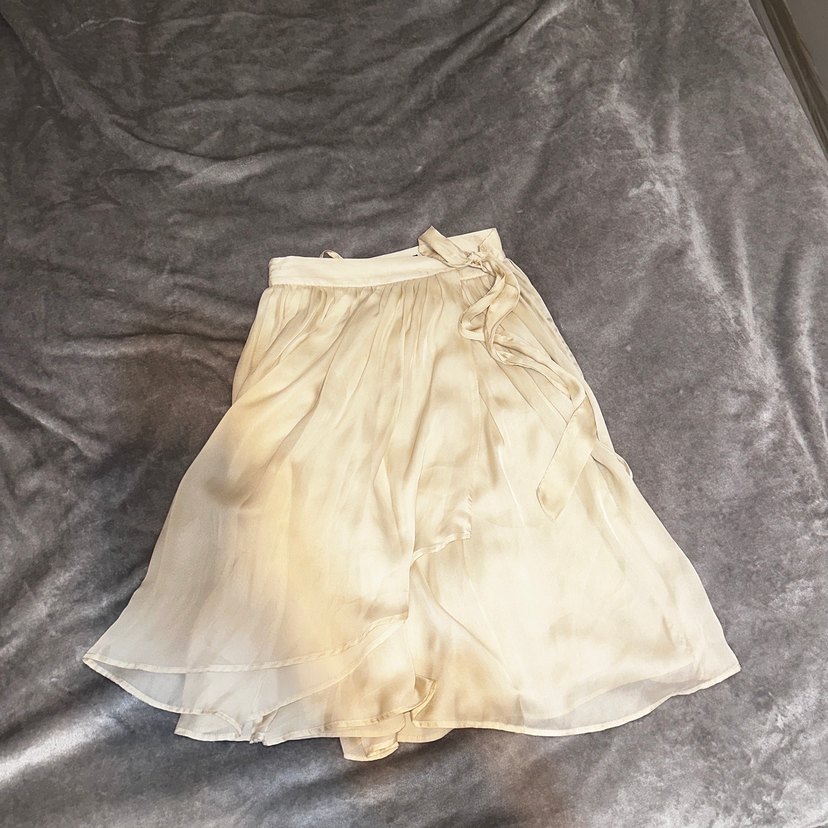 Bej Kuşaklı Mini Etek - Görsel 3