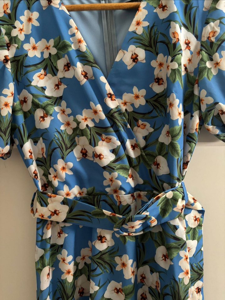 Mavi Çiçek Desenli Kemerli Elbise - Görsel 4