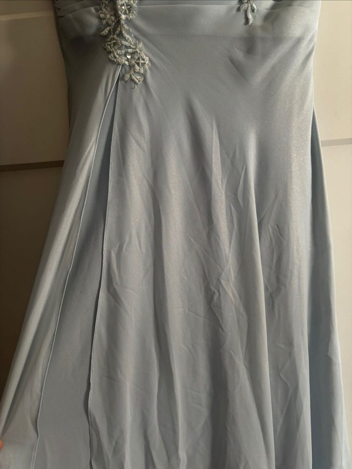 Mavi Dantelli Tüllü Gece Elbisesi - Görsel 4