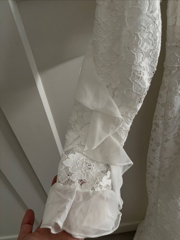 Dantel Detaylı V Yakalı Uzun Kollu Beyaz Gelinlik - Görsel 5