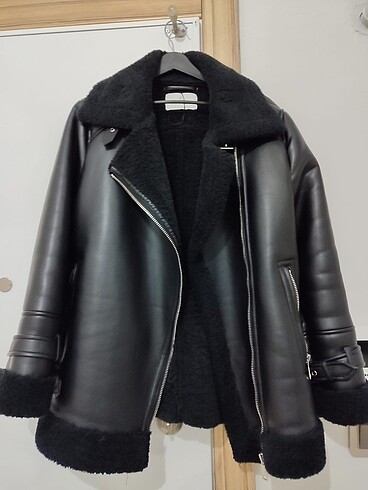 m Beden Stadivarius biker mont