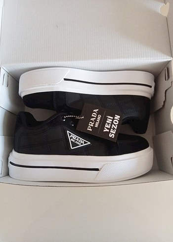 40 Beden PRADA MİLANO