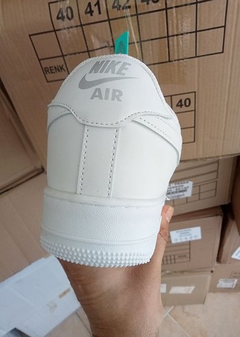 45 Beden beyaz Renk Nike Beyaz 45 numara satıldı