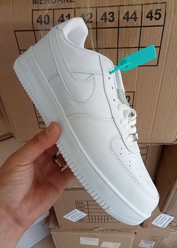 Nike Beyaz 45 numara satıldı