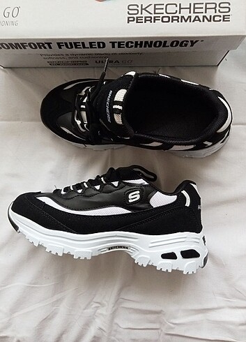 38 Beden SKECHERS D'LİTES