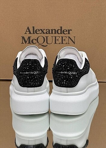 Alexander McQueen ALEXANDER MCQUEEN