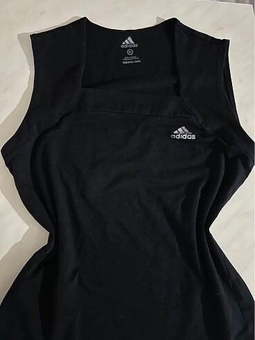 Adidas üst