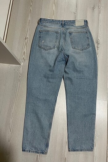 40 Beden pull&bear yırtık jean