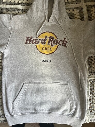 Hard rock cafe