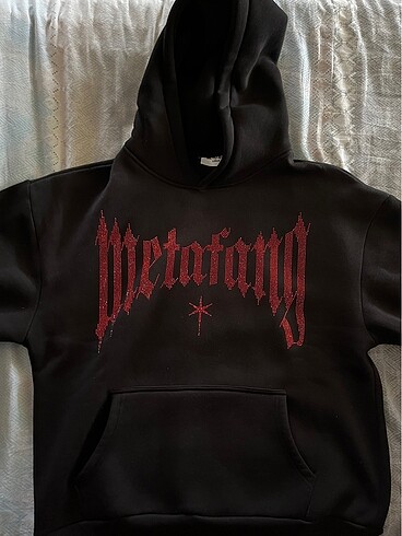 Les Benjamins METAFANG RED RHINESTONE