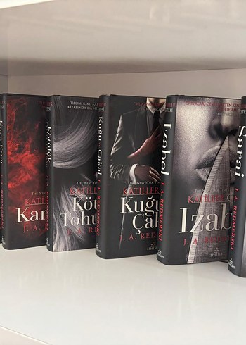 Katiller Çetesi Serisi 6 Kitap