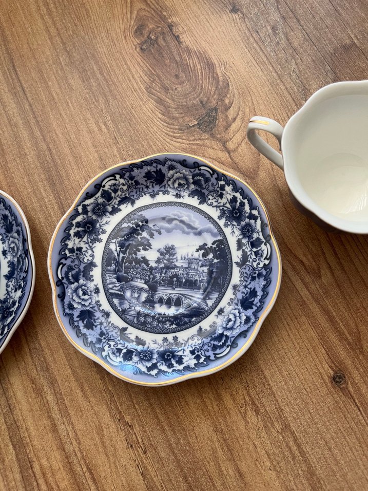 Koyu Mavi Desenli Porselen Fincan ve Tabağı Seti - Görsel 3