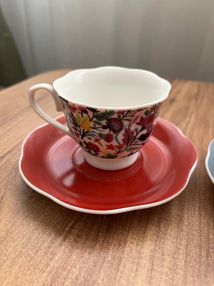 Çiçek Desenli Renkli 2'li Porselen Fincan Seti - Görsel 2