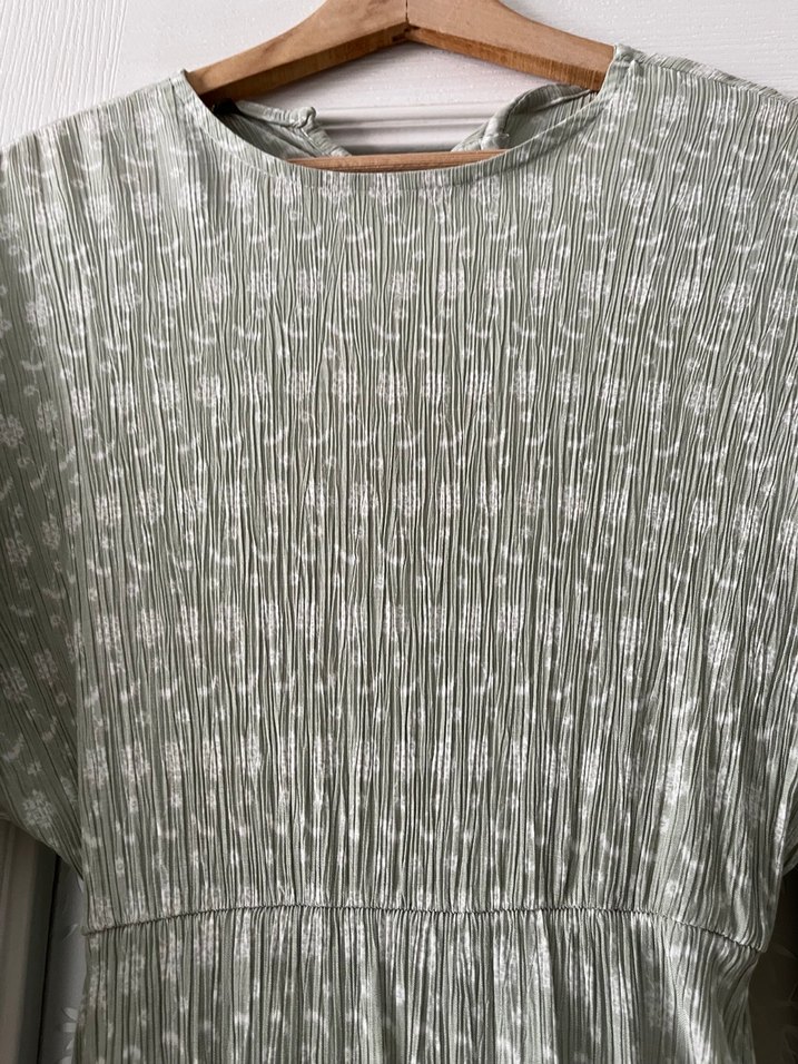 Gri Uzun Kollu Piliseli Kadın Elbise - Görsel 2