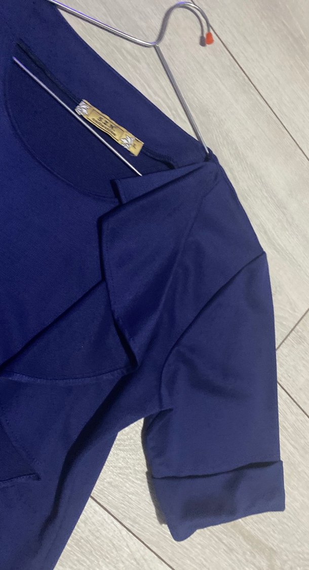 Mavi V Yaka Midi Elbise - Görsel 3