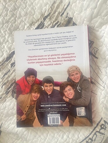 One Direction Hayallerin Peşinde Kitabı
