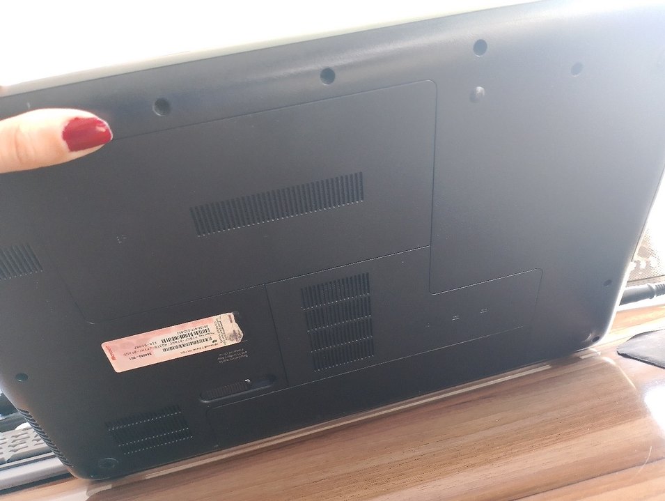 Siyah HP Compaq Dizüstü Bilgisayar - Görsel 5