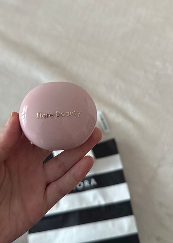 Beden Renk Rare Beauty Krem Allık