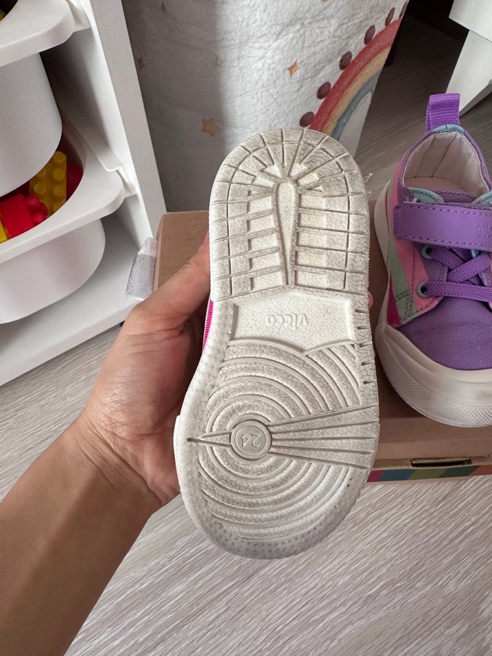 Kız Çocuk Mor Bağcıklı ve Cırt Cırtlı Spor Ayakkabı - Görsel 3