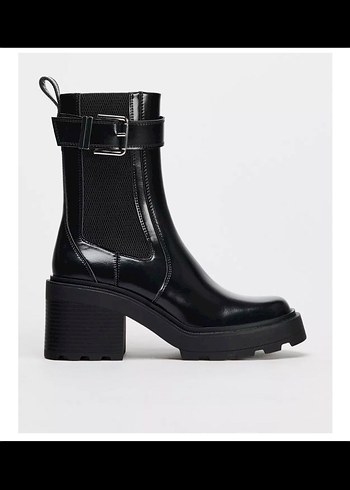 Zara Siyah Tokalı Kadın Bot - Görsel 2