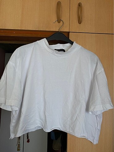 Crop T-shirt
