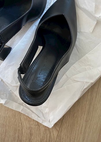 Klasik Siyah Tokalı Stiletto Topuklu Ayakkabı - Görsel 4