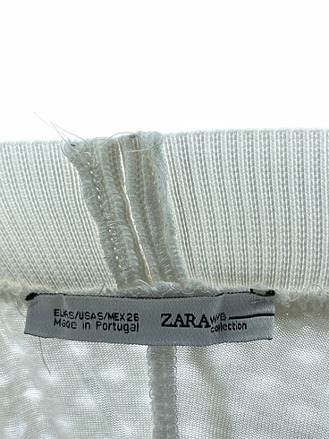 s Beden beyaz Renk Zara Mini Etek %70 İndirimli.