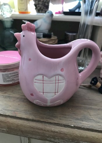 Linens Pembe Tavuk Figürlü Seramik Sütlük