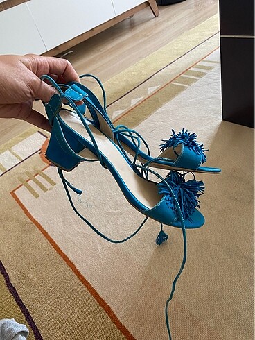 Stradivarius Mavi bilekten bağlamalı ayakkabı