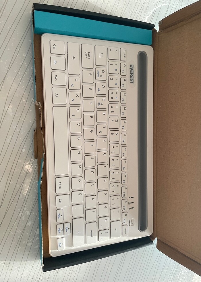 Bluetooth klavye - Görsel 3