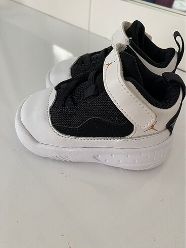 Nike Jordan bebek ayakkabısı