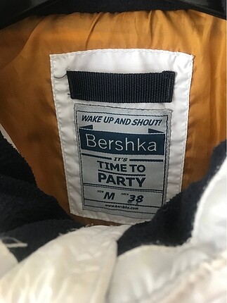 m Beden Bershka Beyaz Erkek Mont