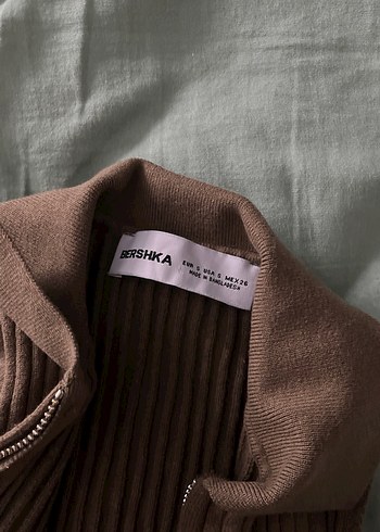 Bershka Fermuarlı haki yesil Kolsuz Triko yelek crop