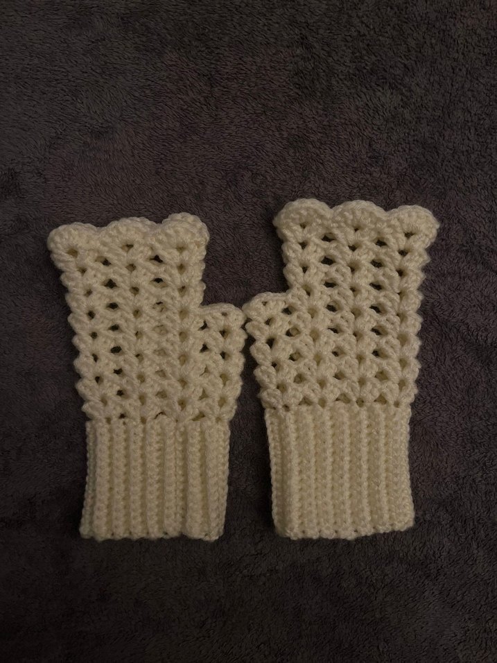 Parmaksız Örgü Eldiven - Görsel 4