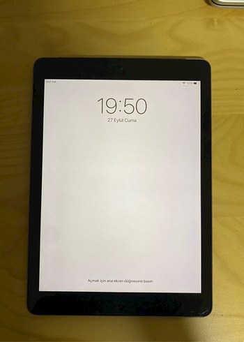 Apple Apple iPad Air 1 Tablet