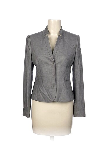 ipekyol Blazer %70 İndirimli.