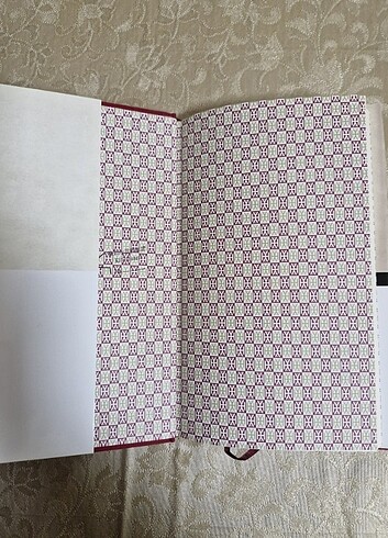 Kötülük Çiçekleri [Ciltli] - Görsel 3