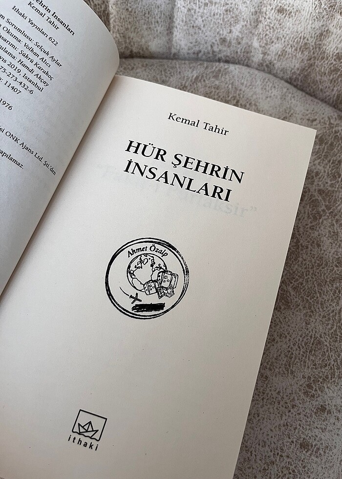 HÜR ŞEHRİN İNSANLARI KEMAL TAHİR İTHAKİ - Görsel 2