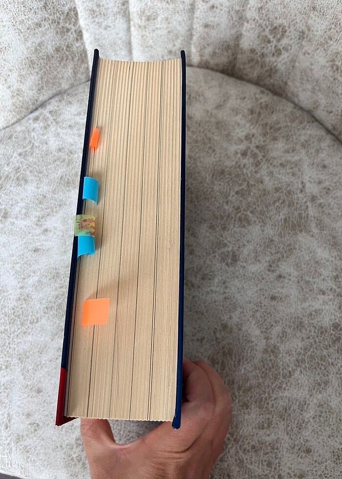 OTOSTOPÇUNUN GALAKSİ REHBERİ DOUGLAS ADAMS - Görsel 2