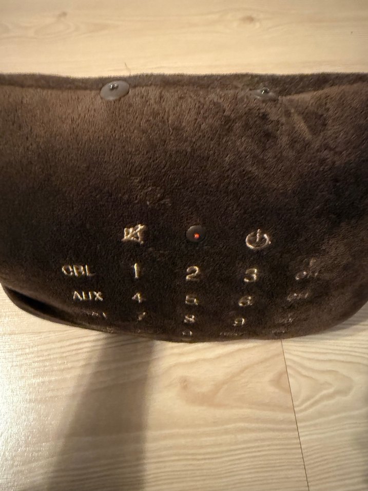 Kahverengi Baskılı Yastık - Görsel 3