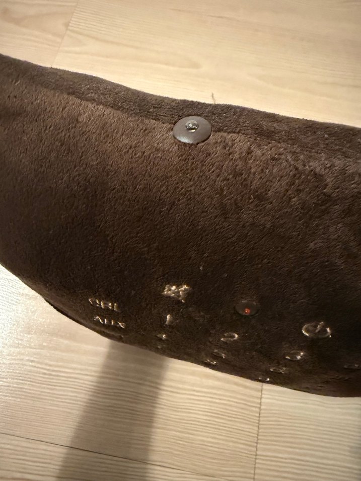 Kahverengi Baskılı Yastık - Görsel 2