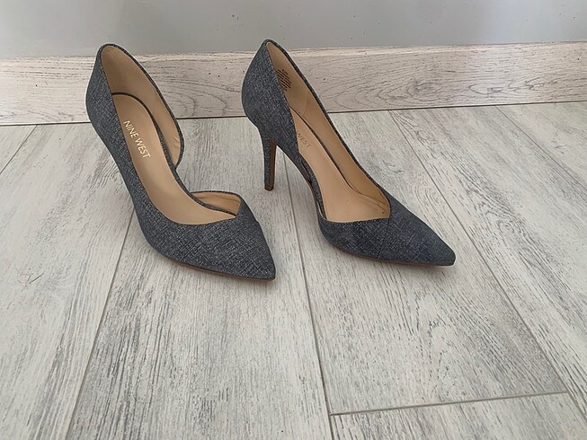 37 Beden Nine west stiletto